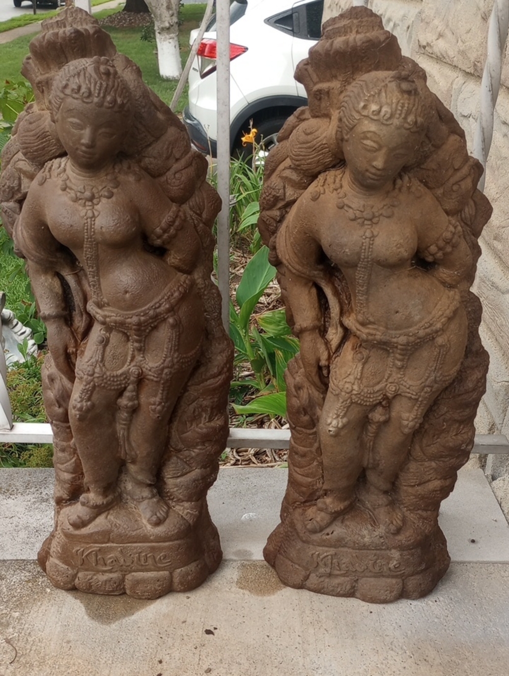 Khadine Set of 2 Brown Vintage 22 Inch Lawn Statues